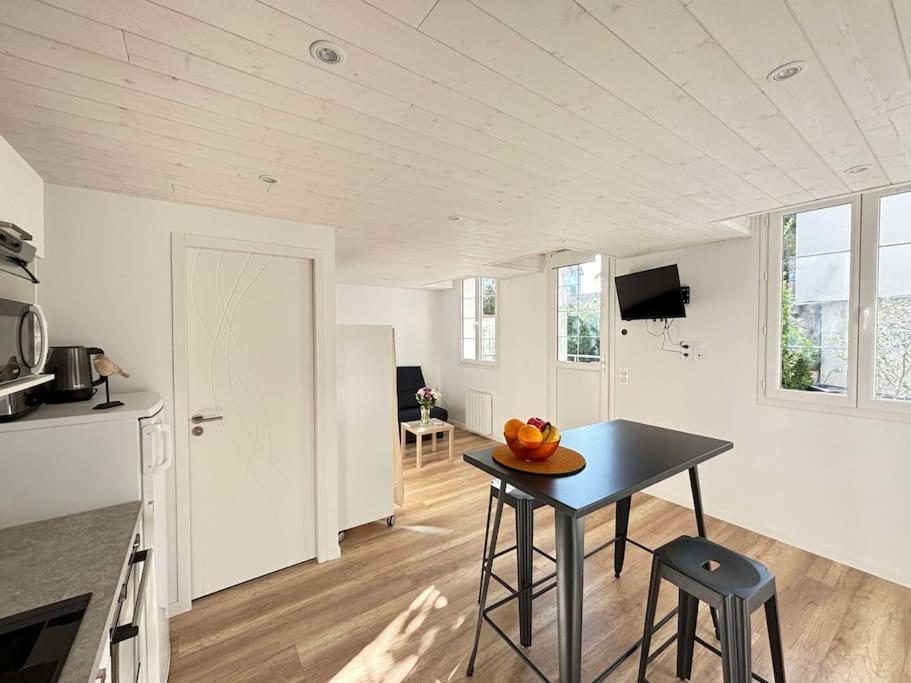 L'Hirondelle, Studio Renove Au Coeur D'Arago Les Sables-d'Olonne Luaran gambar